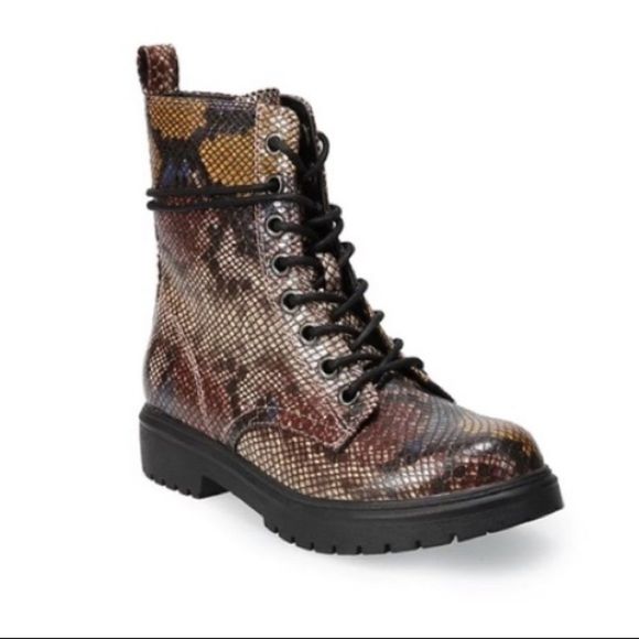 NWT SO Bowfin Snake Skin Print Combat Boots - Picture 7 of 7